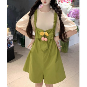 新款韩版小清新甜美减龄花朵背带裤+短袖上衣套装